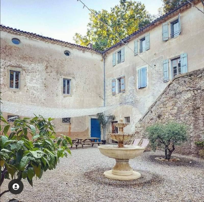 Grand Gîte familial pour vacances de Noël dans l'Hérault.